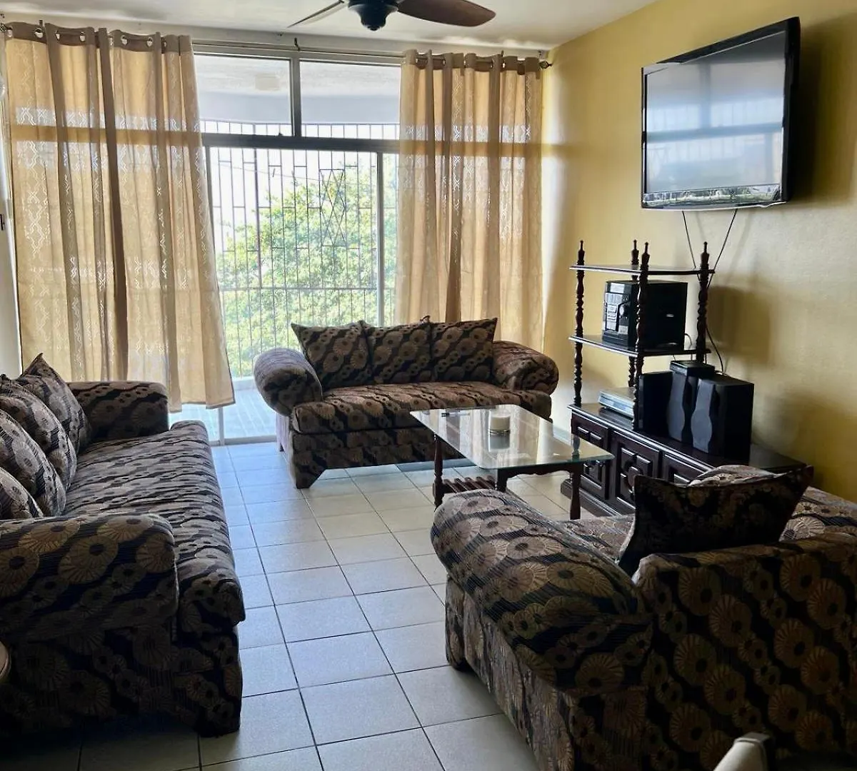 Worthington Towers Apartment Kingston